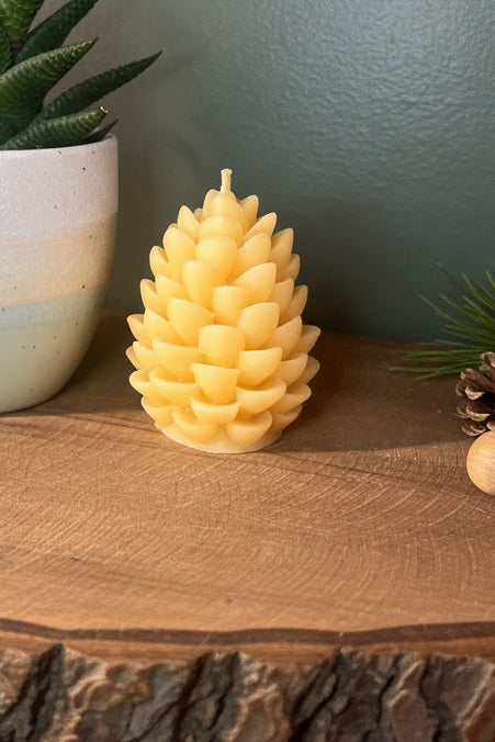100% Pure Beeswax Candle | Large Pinecone